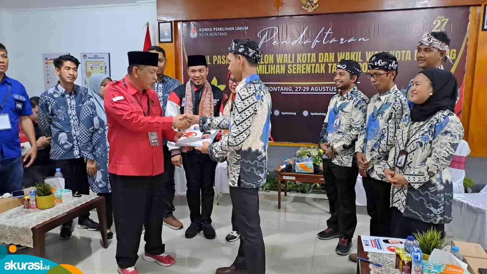 Bapaslon Najirah-Aswar Jadi yang Terakhir Serahkan Syarat Pendaftaran ke KPU