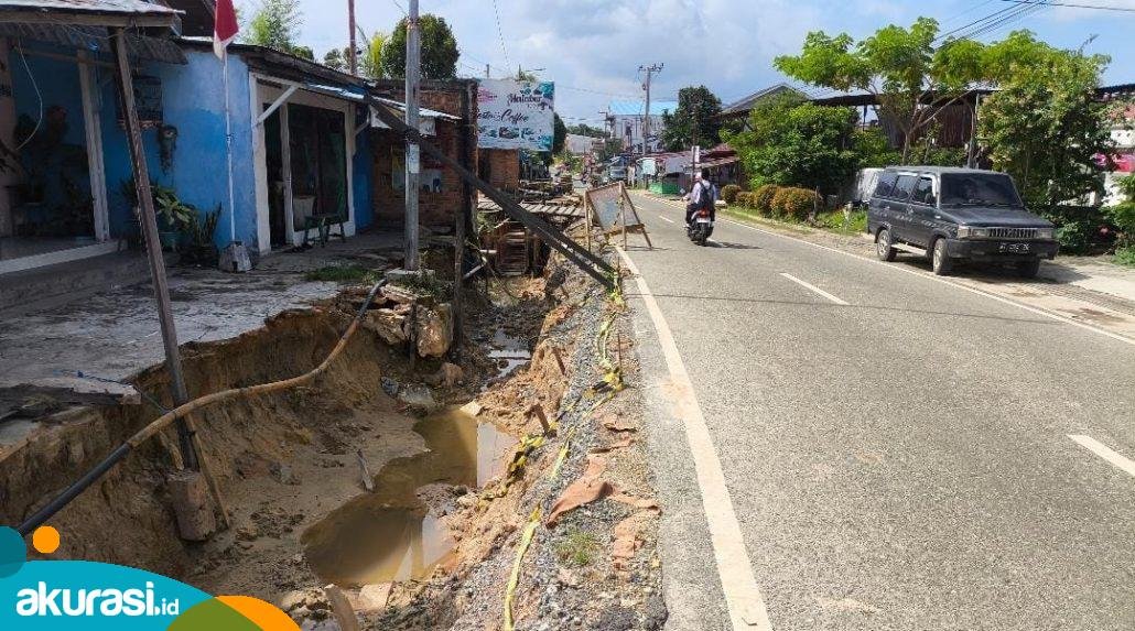 Sebabkan Kerugian, Warga Bontang Menyoal Pembangunan Drainase di Jalan Suryanata