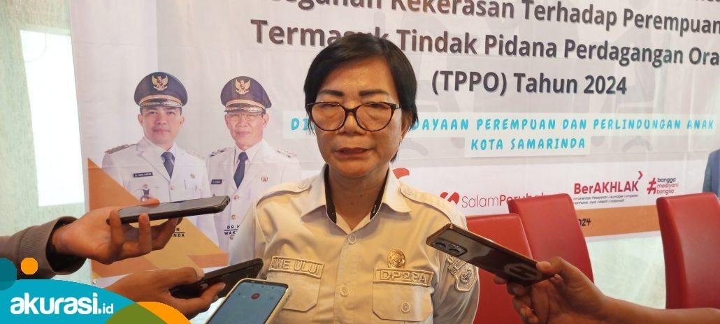 Kepada Bidang Perlindungan Perempuan Kota Samarinda, Awe Ului. (Dhion/Akurasi.id)