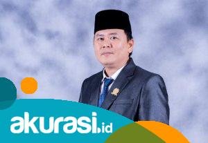 Alaysius Roni Menyayangkan Keterlambatan Penyaluran Perlengkapan Sekolah