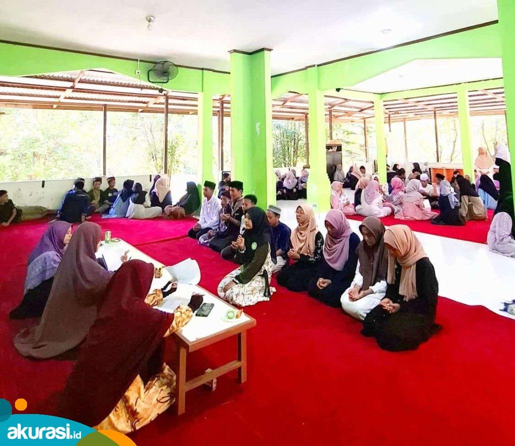 Kegiatan Keagamaan di SMPN 5 Bontang Cegah Krisis Akhlak Siswa, Disdikbud Beri Apresiasi