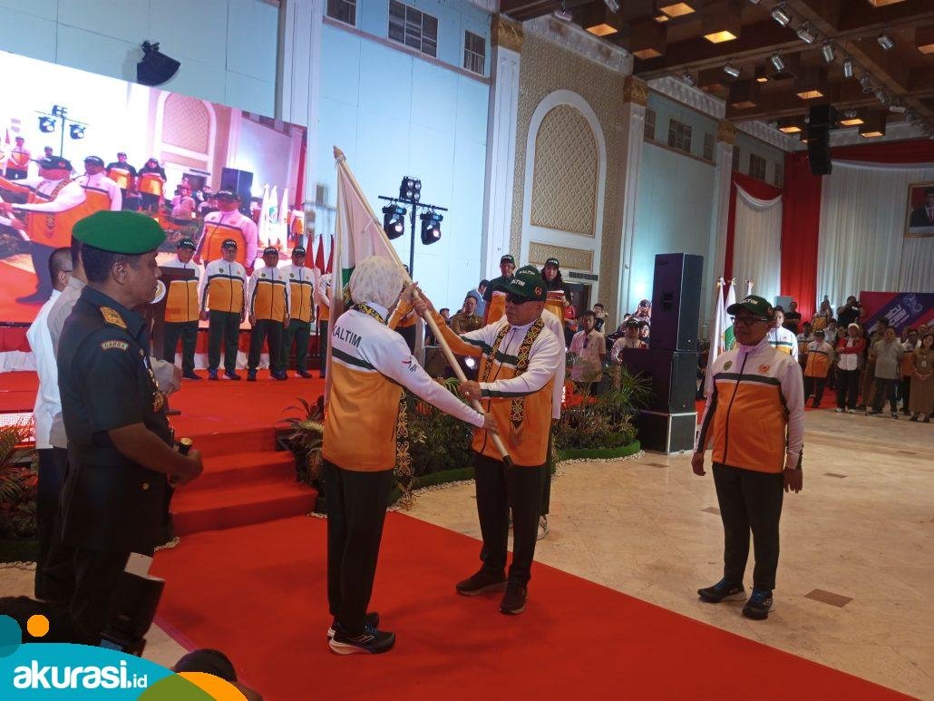 Pengukuhan dan pelepasan atlet Kaltim untuk PON XXI Aceh-Sumut. (Dhion/Akurasi.id)