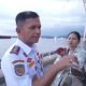 Kepala Dinas Perhubungan (Dishub) Kota Samarinda Hotmarulitua Manalu, saat diwawancarai awak media di lokasi peninjauan Teras Samarinda. (Dhion/Akurasi.id)