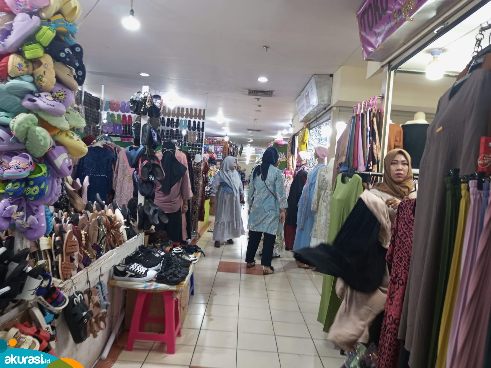 Dilema Pedagang Pasar Pagi: Antara Keuntungan dan Ketidakpastian