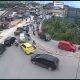 Jalan Rusak, Pak Ogah Untung, Warga Sengsara
