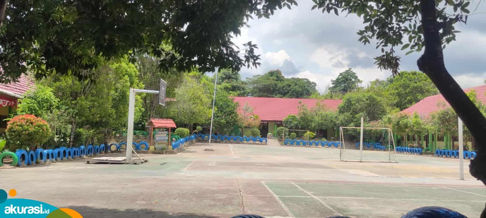 Program Peduli Lingkungan SMPN 5 Bontang Membuat Kompos Hingga Karya Seni Limbah