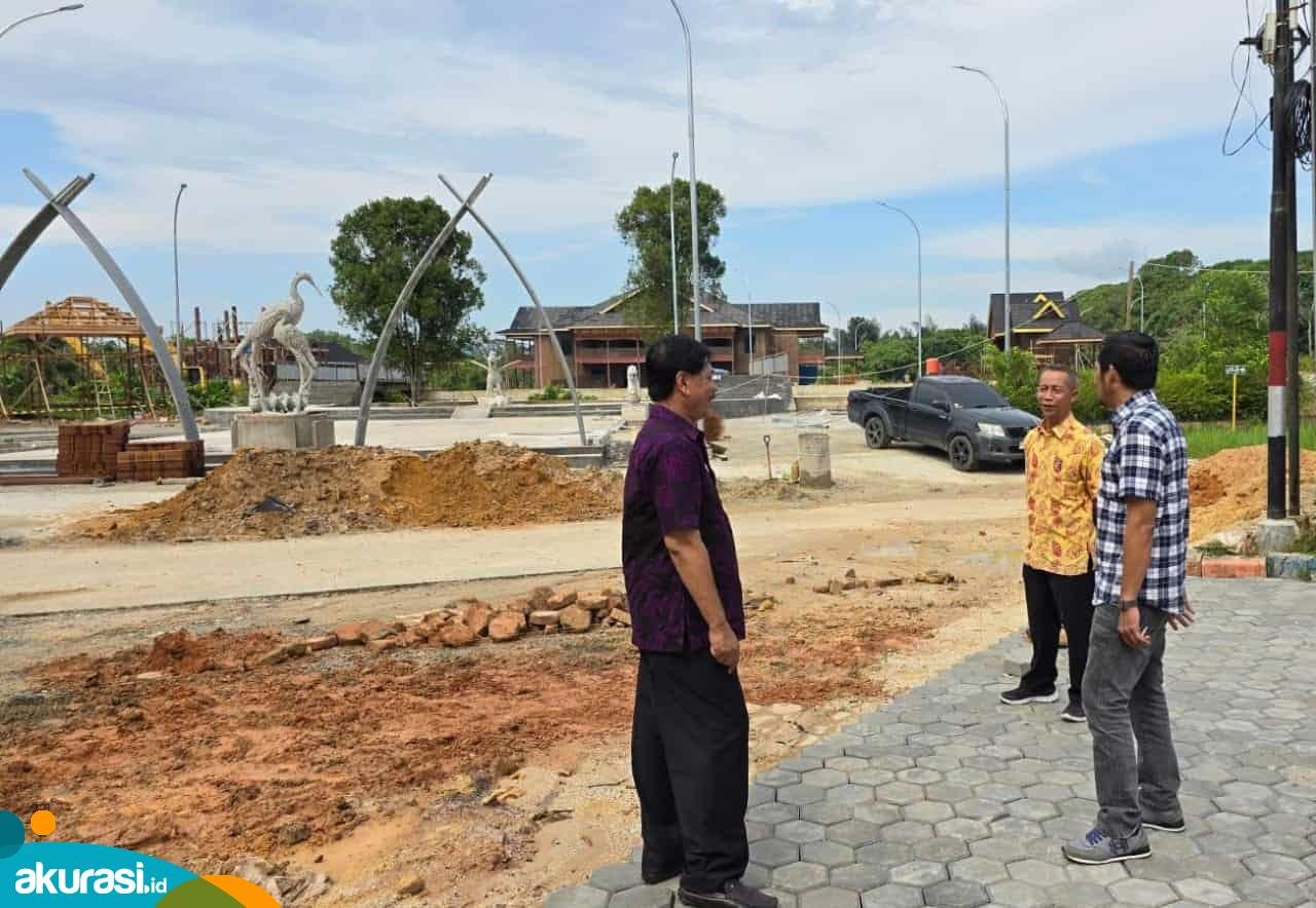 rumah adat kutai