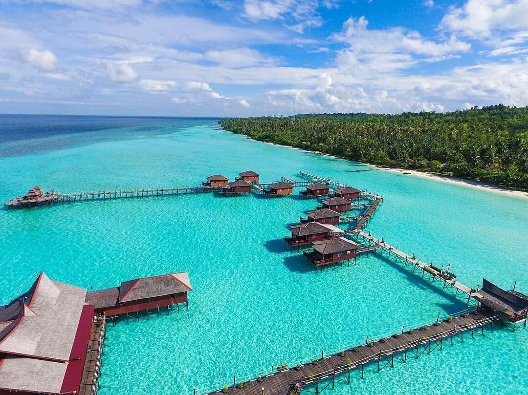 Pulau Maratua, Serpihan Surga di Pesisir Indonesia