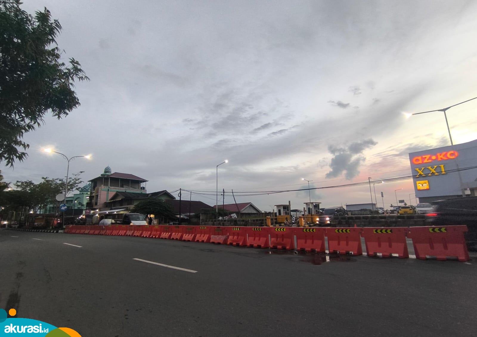 Jalur Putar Balik Depan Citimall Ditutup, Warga: Rasanya Kayak Lagi LDR Sama Jalan Pulang!