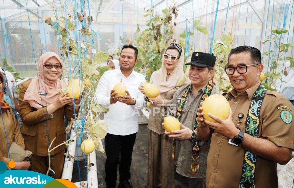 Undangan atau Pelanggaran? Kehadiran Rudy Mas'ud di Simulasi MBG Tuai Kritik