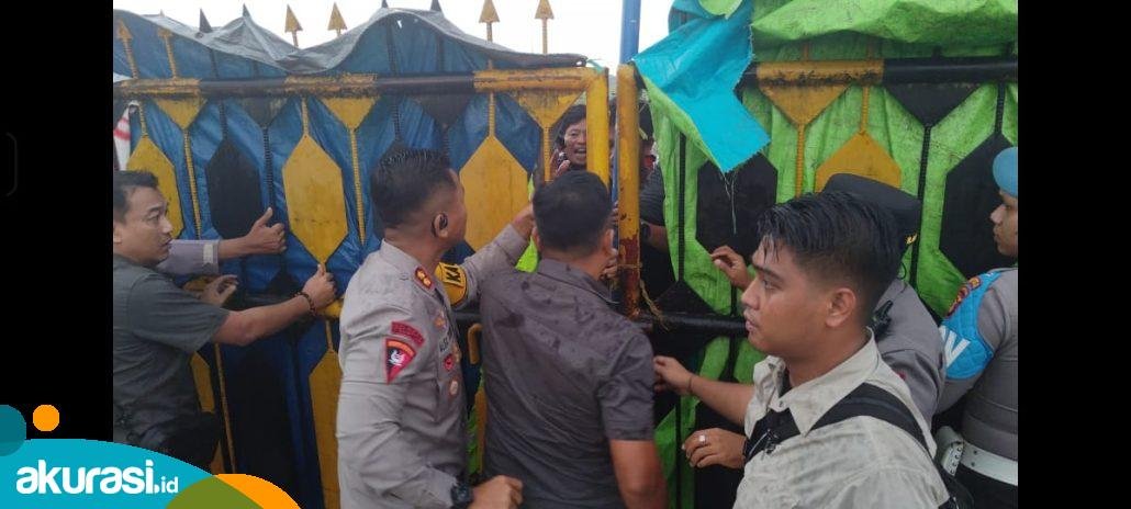 Nelayan Muara Badak