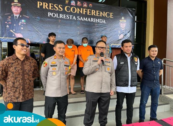 Ngaku Polisi