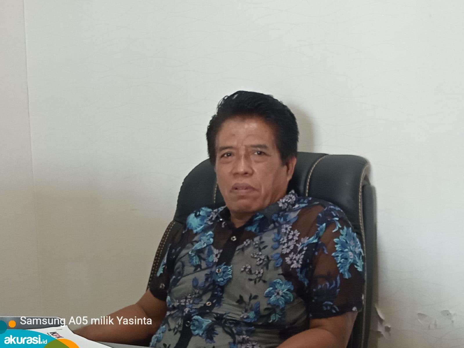 Lapak Penukaran Uang di Trotoar