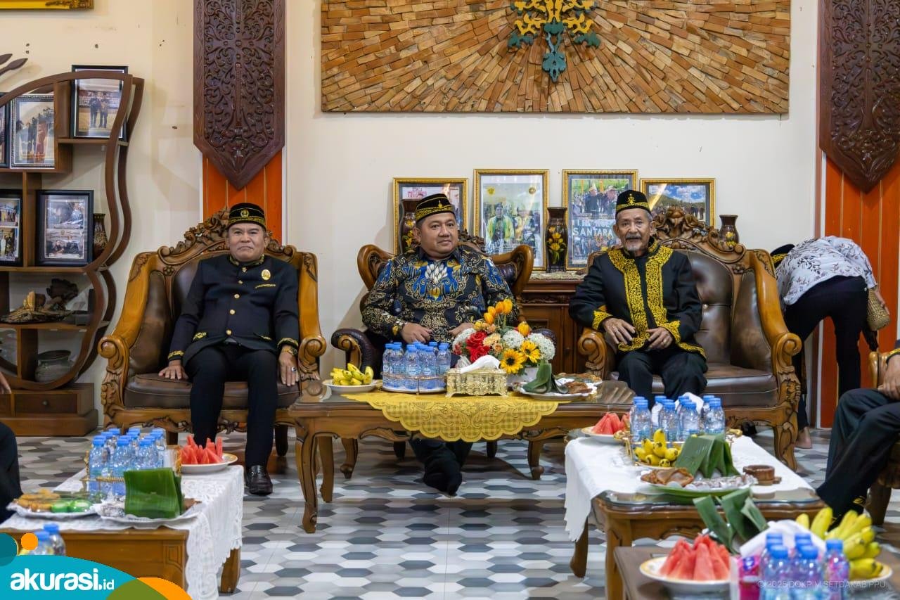 Bupati PPU Bertemu Sultan Paser, Tegaskan Komitmen Pelestarian Budaya
