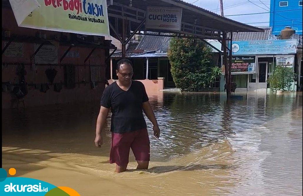 Banjir Genangi Jalan Jetsky