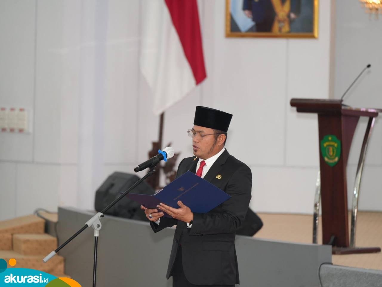 Jalan Poros Kubar