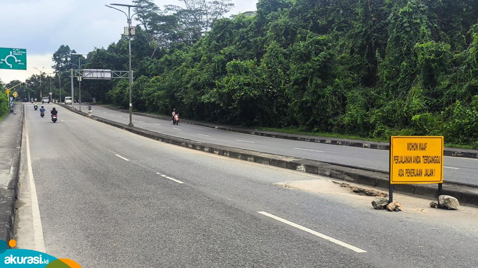 Jalan Pupuk Raya