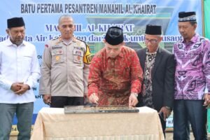 Sekda PPU Resmikan Masjid Raudhah dan Luncurkan Ponpes Manahil Al Khairat di Sotek