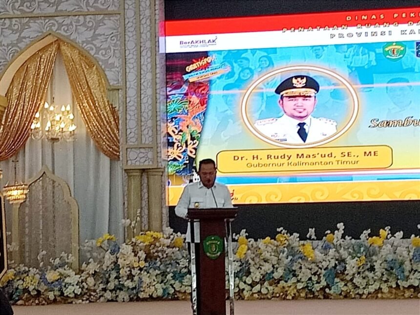 Gubernur Kaltim Tekankan Prinsip Autobos dalam Pembangunan Infrastruktur