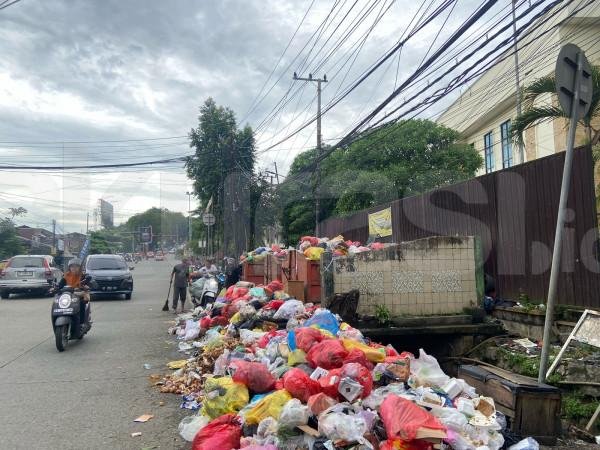 TPS di Jalan Teuku Umar