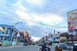 Satu Jalur di Jalan Abul Hasan