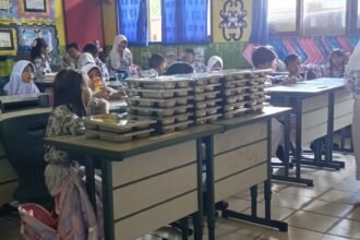 Hari Pertama MBG di SDN 003 Penajam