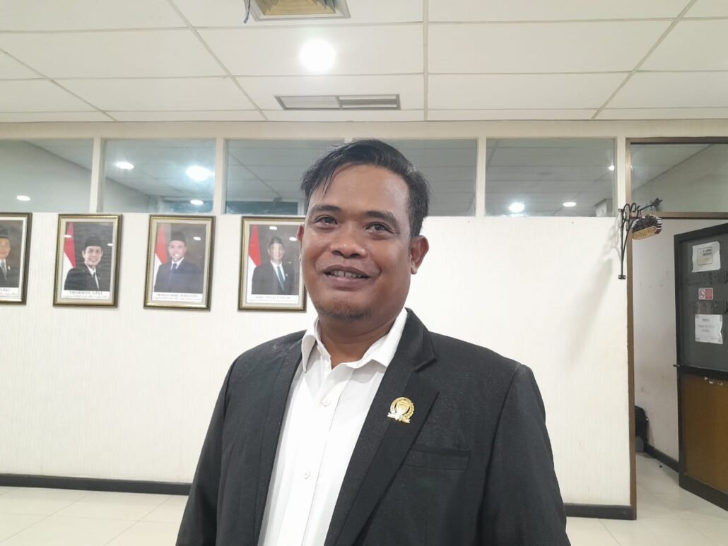 Dewan Sombong