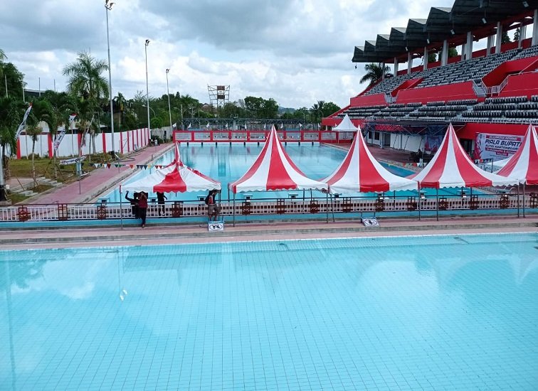 Kolam Renang Junjung Buyah