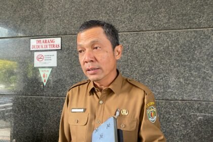 Tongkang Batu Bara Dua Kali Hantam Jembatan Mahulu