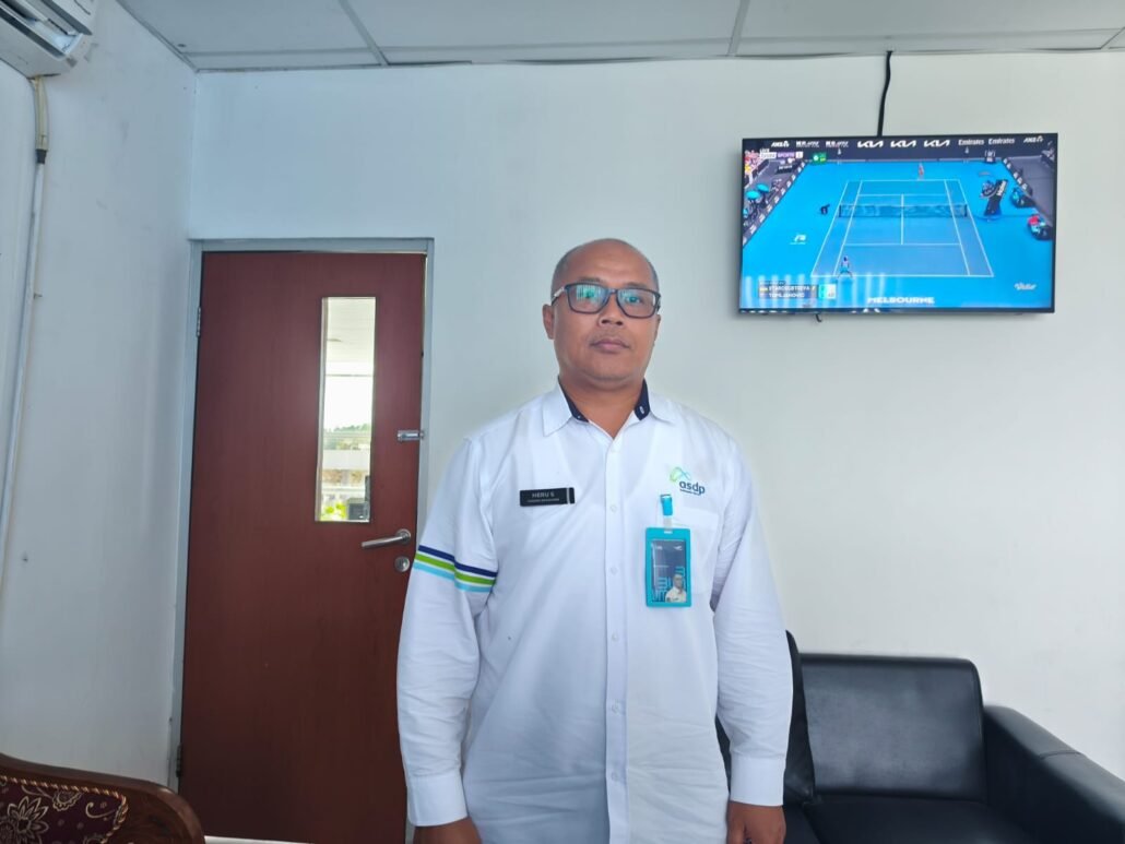 Perempuan Lompat di Penajam