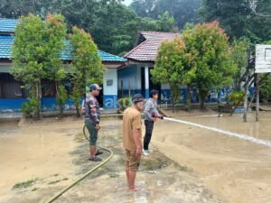 Banjir Terus Rendam SMPN 24 Samarinda