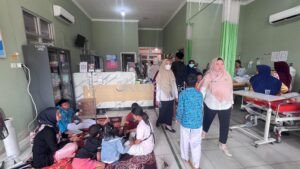 Keracunan Massal Waru