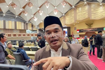 Mobil Dinas Rp8,5 Miliar di Kaltim Dipersoalkan, Hasanuddin Mas’ud: Masak Kalah dengan yang Lain?