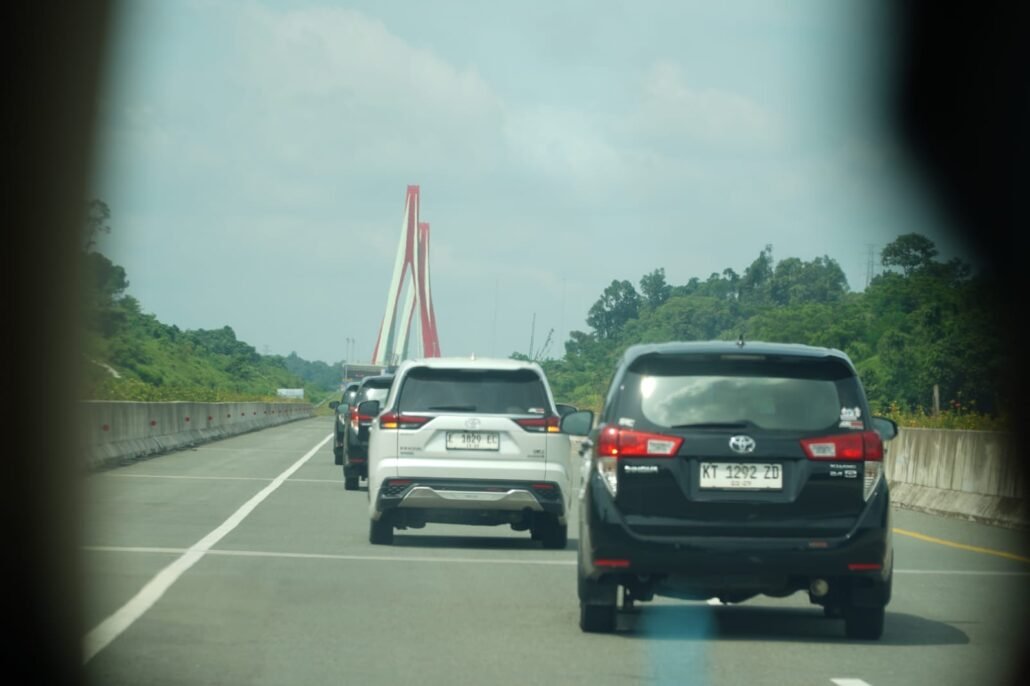 Jembatan Sungai Riko