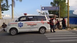 Aksi Demo 21 April di Depan Kantor Gubernur Kaltim