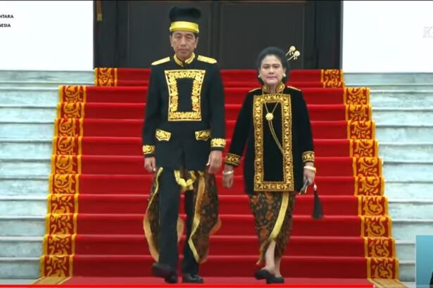 Baju Takwo, Simbol Kebesaran Warisan Kesultanan Kutai