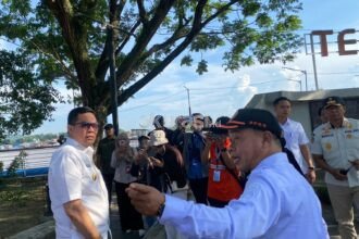 Teras Samarinda Rusak