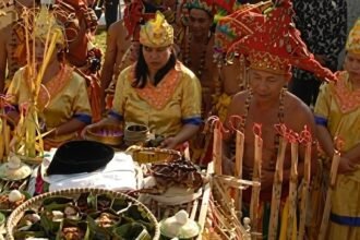 Suku dan Adat Kutai Kalimantan Timur