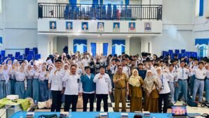 KDM Mengajar Goes to School