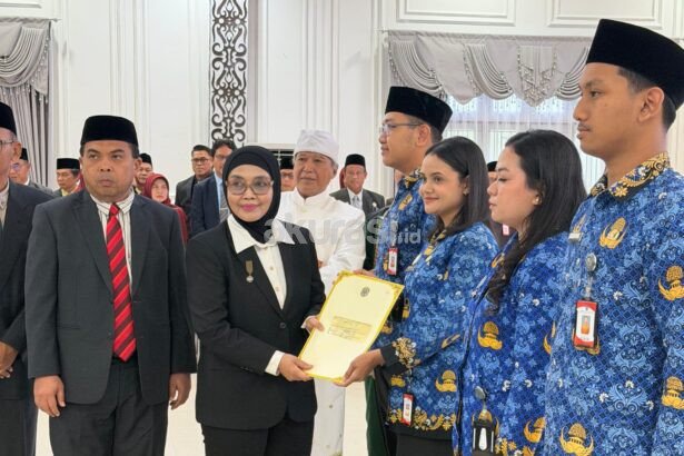 Lantik 121 ASN dan Pejabat Fungsional Bontang