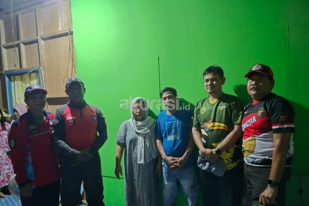 Warga Telemow Keluar Sendiri dari Hutan