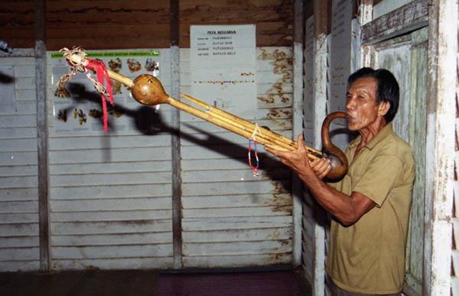 Kaduri, Alat Musik Tradisional Kalimantan Timur dengan Suara Unik dari Bambu dan Labu Kering