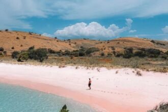 Pantai Pink