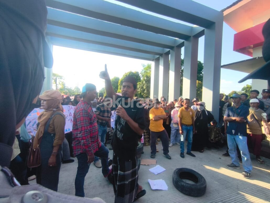 Warga Pemaluan IKN