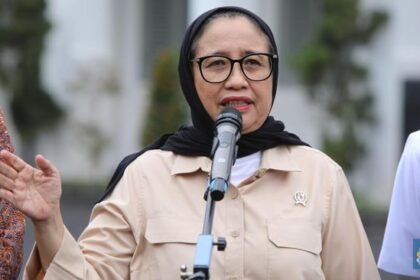 Kepala BGN Nanik S Deyang