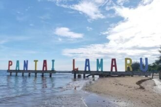 Pantai Lamaru Balikpapan, Wisata Pantai Kalimantan Timur dengan Pasir Putih dan Deretan Cemara yang Menenangkan