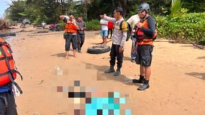 Korban Kapal Terbalik di Muara Manggar