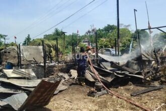 Warung Kelontong di Babulu Terbakar