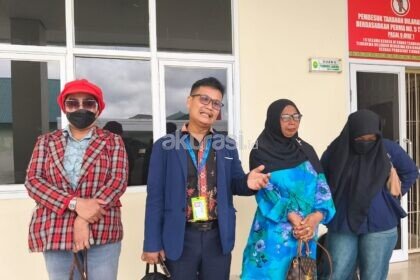 Warga Sotek Diduga Ditampar di Pospol