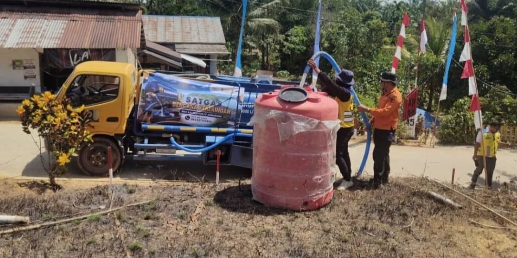BPBD PPU Distribusikan 62 Ribu Liter Air Bersih ke Desa Karang Jinawi